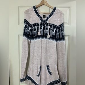 Kactus; Hooded Winter Poncho